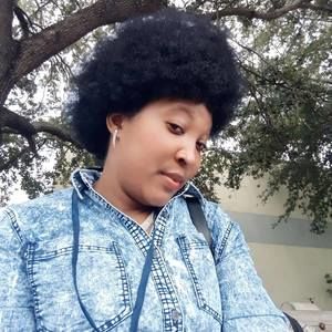 Meet your Posher, Charlineka